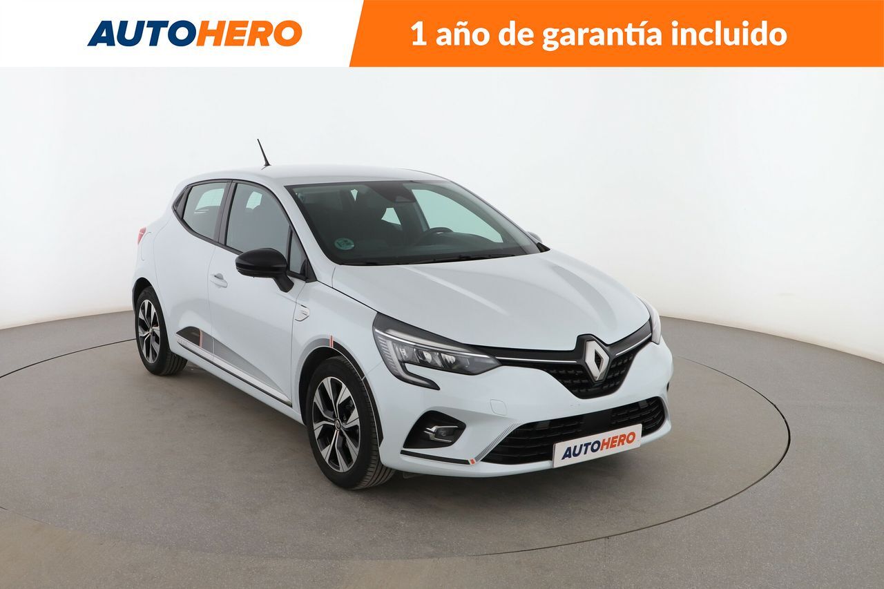 Renault Clio con 7869 kilómetros de 2021 de segunda mano en Madrid