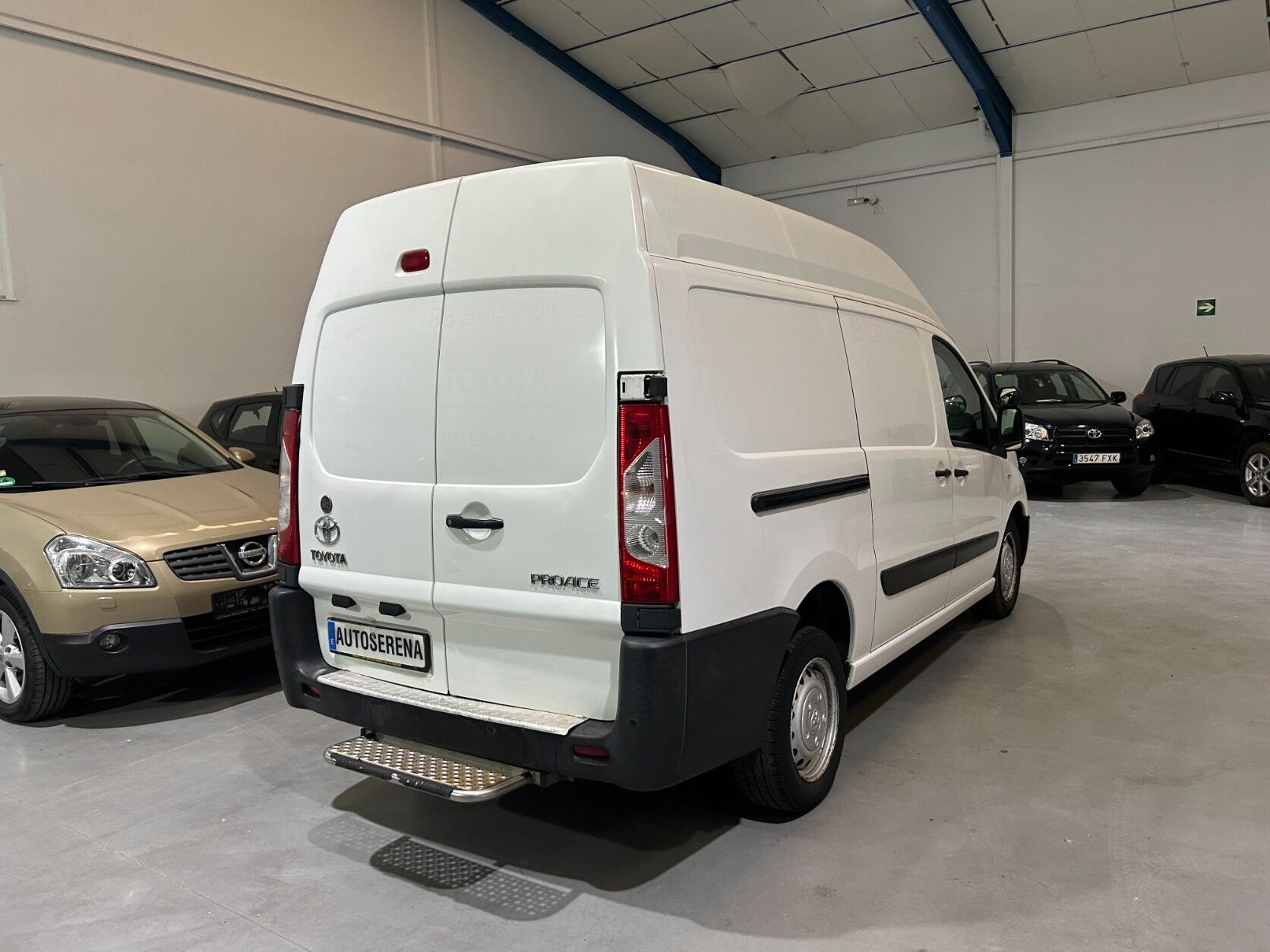 Foto del TOYOTA Proace Furgón 2.0D Comfort L2H2