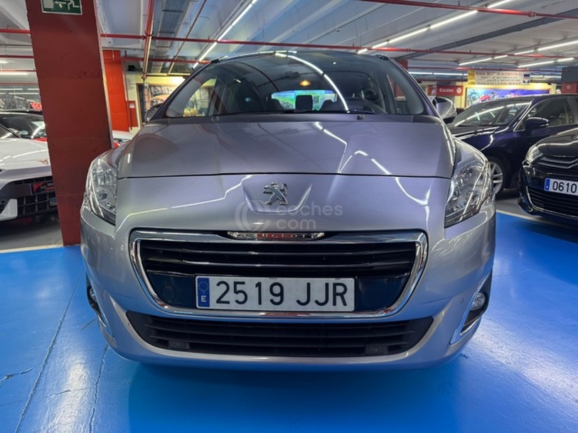 Foto del PEUGEOT 5008 1.6 BlueHDI Allure 7 pl. 120