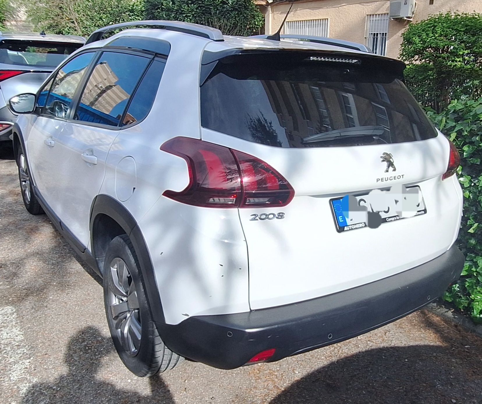 Foto del PEUGEOT 2008 1.2 PureTech S&S Signature 82