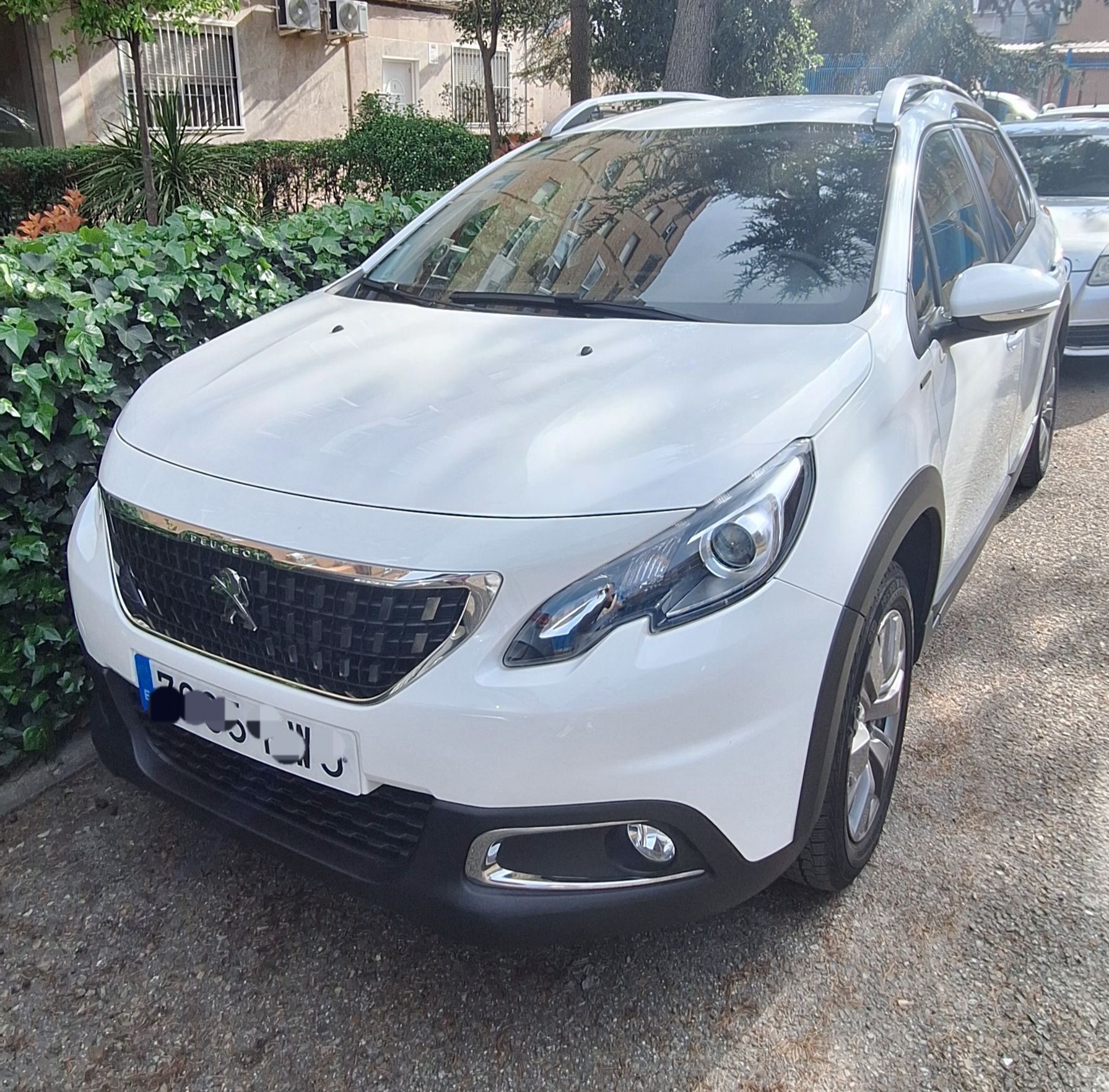 Foto del PEUGEOT 2008 1.2 PureTech S&S Signature 82