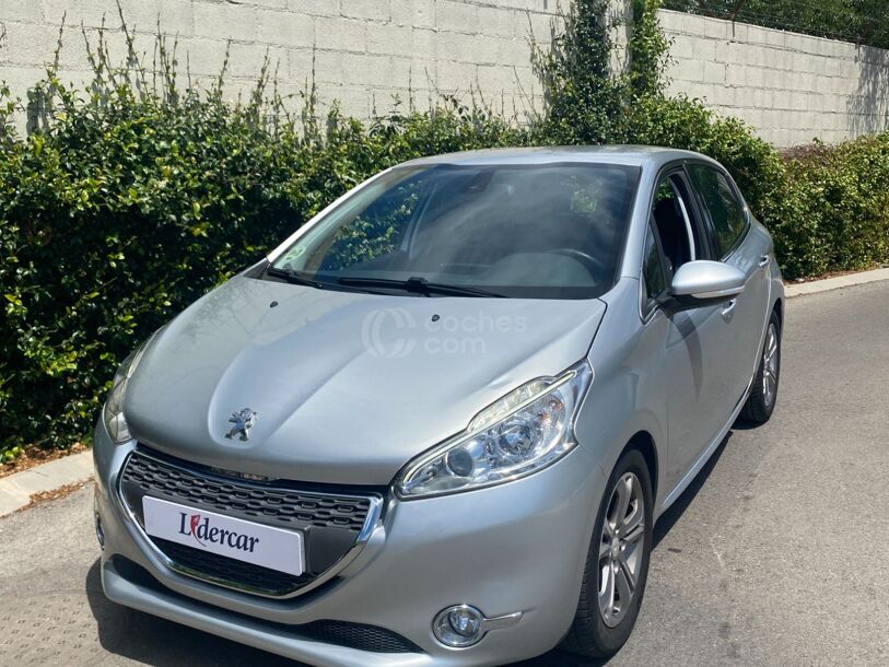 Foto del PEUGEOT 208 1.6e-HDi Allure