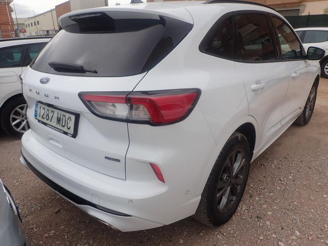 Foto del FORD Kuga 2.5 Duratec PHEV ST-Line X 4x2