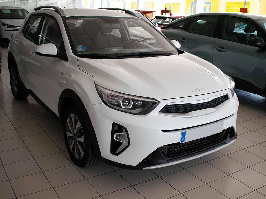 KIA Stonic (1.0 T-GDI MHEV IMT 74KW CONCEPT 5P) en Badajoz