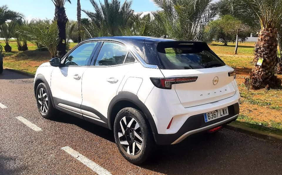 Foto del OPEL Mokka 1.2T S&S Business Elegance