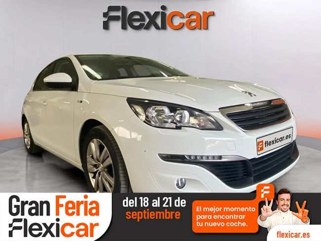 PEUGEOT 308 (5p Style PureTech 130 S&S 6 Vel. MAN) en Málaga