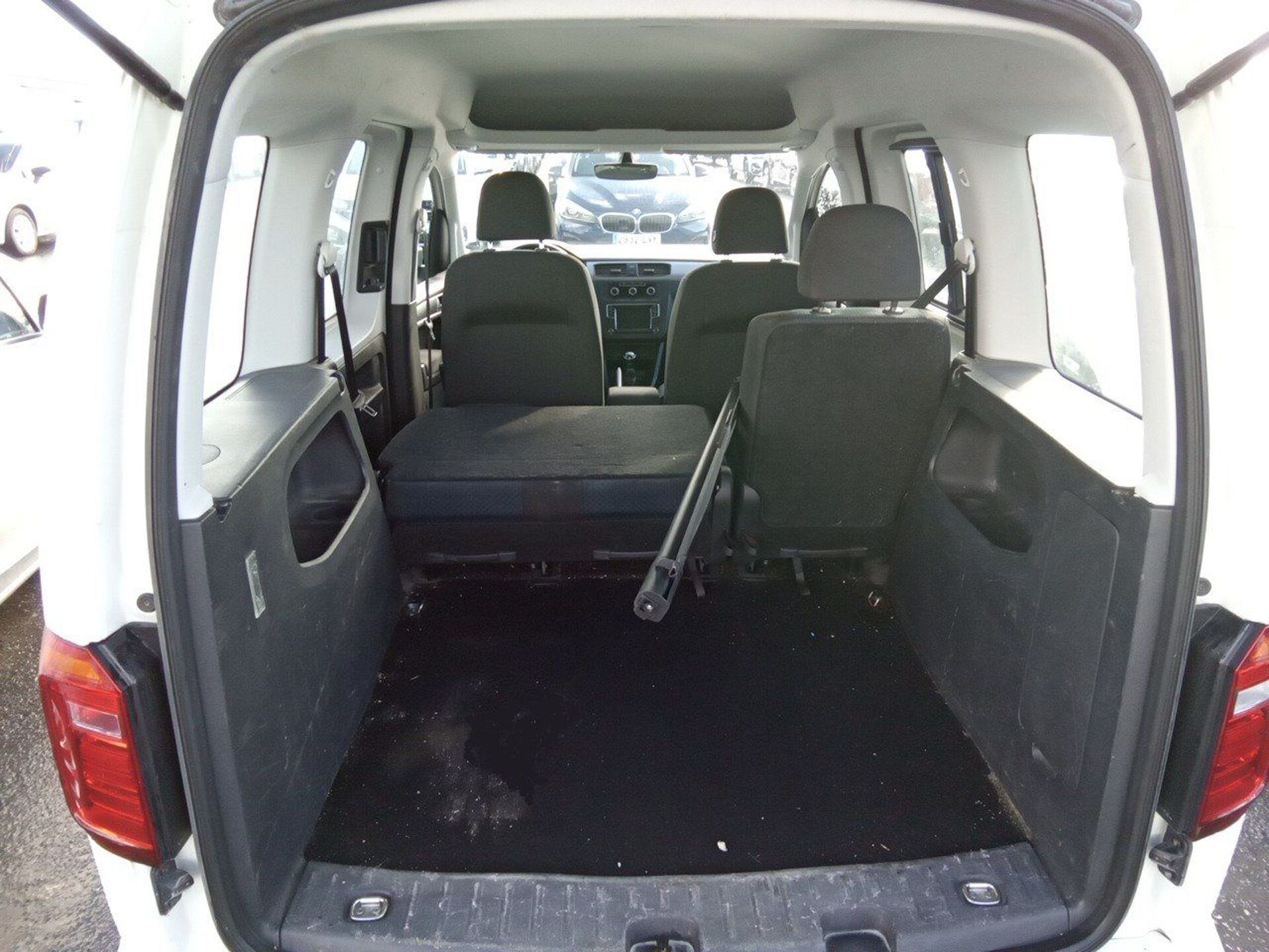 Imagen 2 de VOLKSWAGEN Caddy