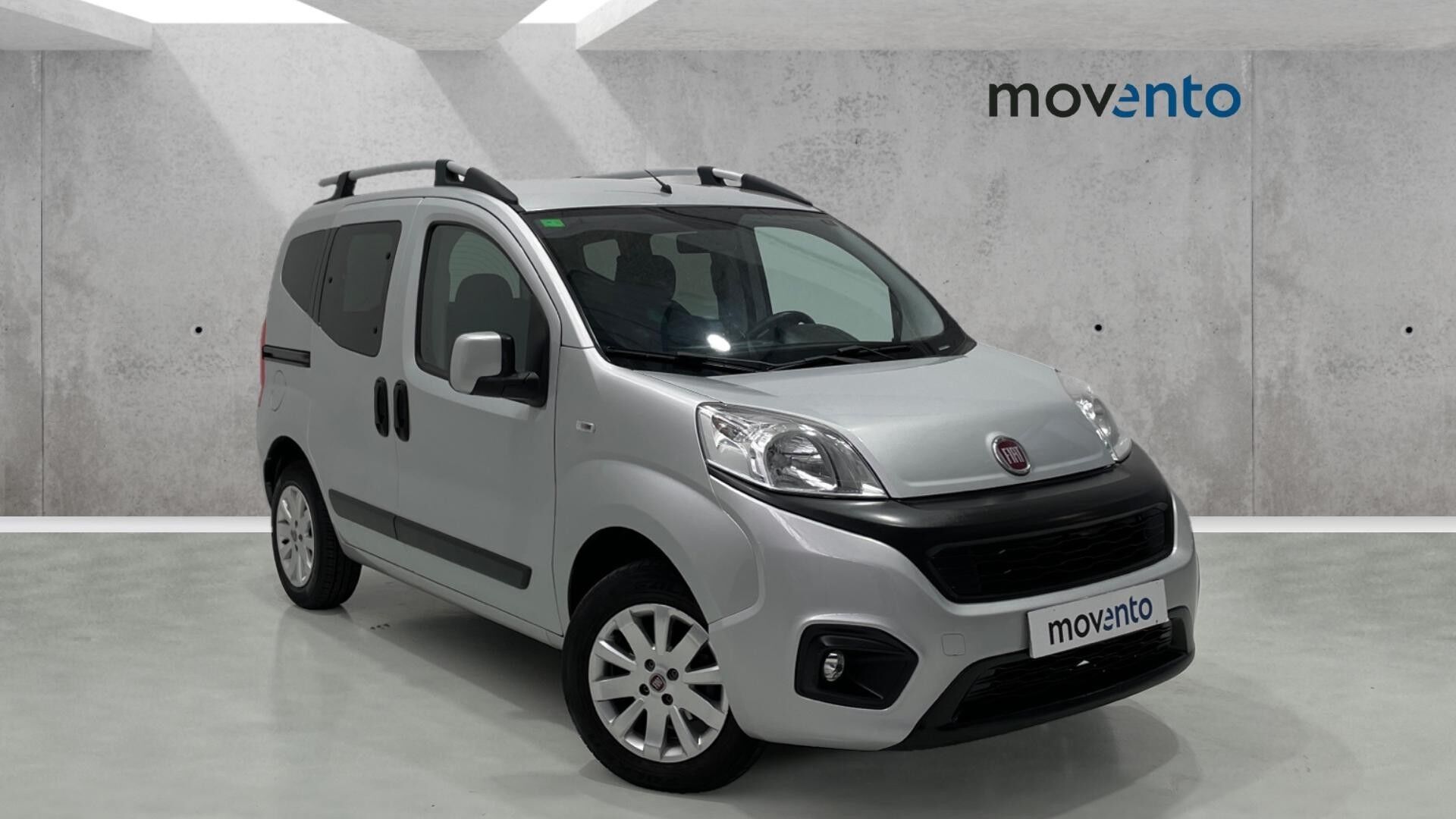 FIAT Qubo (1.4 Lounge 57 kW (77 CV)) en Barcelona