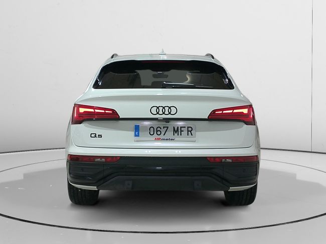 Foto del AUDI Q5 35 TDI Black line S tronic
