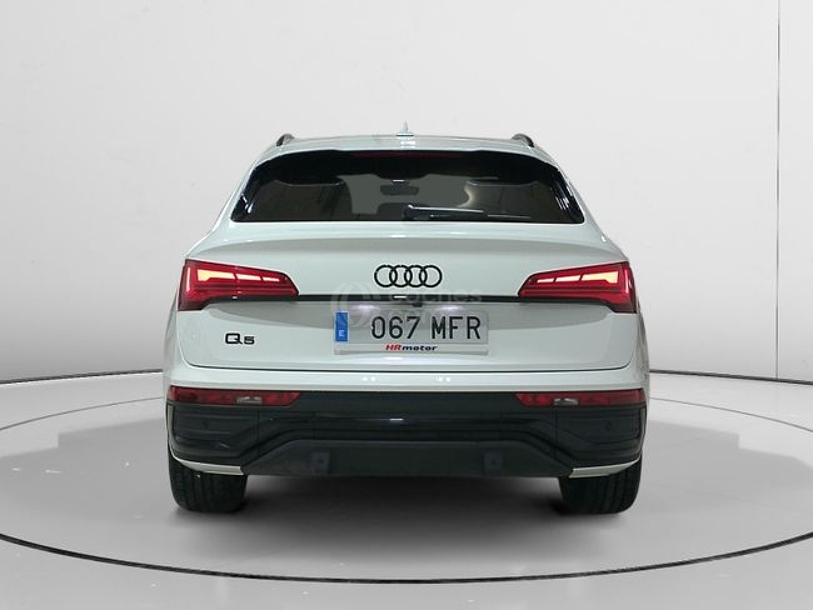 Foto del AUDI Q5 35 TDI Black line S tronic