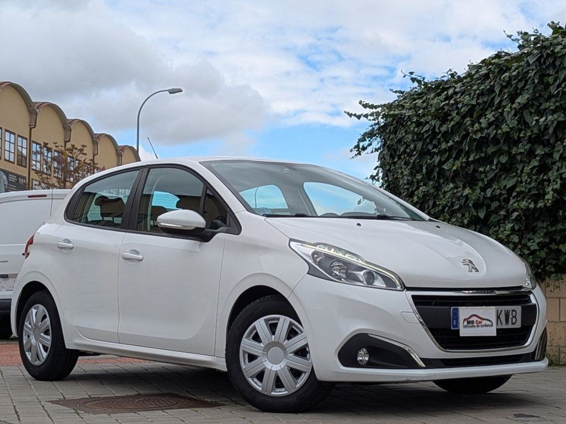 Imagen de PEUGEOT 208