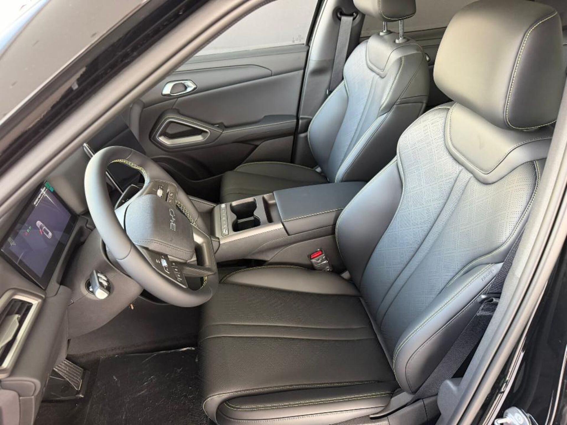 Imagen 3 de BYD Atto 2