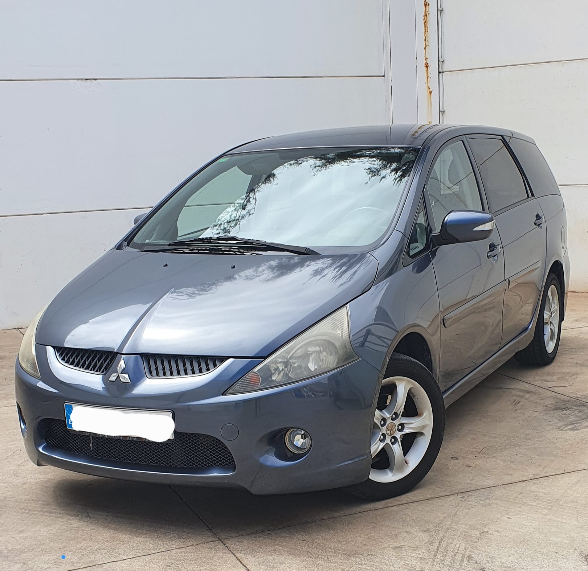 Foto del MITSUBISHI Grandis 2.0DI-D Intense