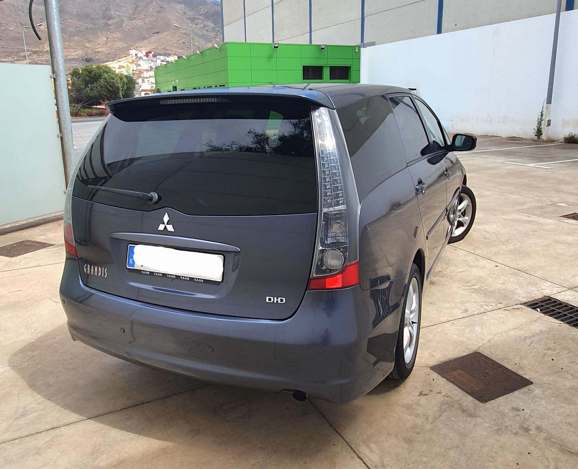 Foto del MITSUBISHI Grandis 2.0DI-D Intense