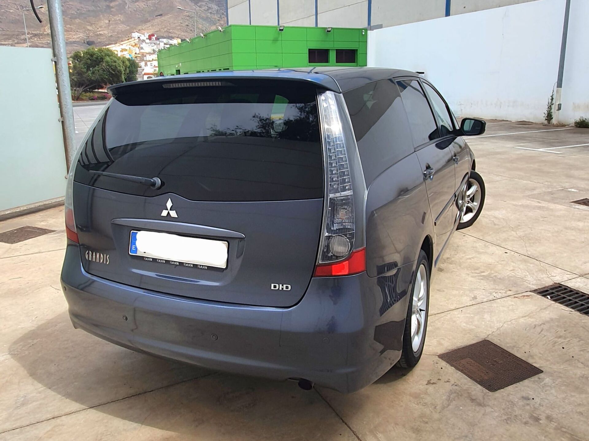 Imagen 2 de MITSUBISHI Grandis