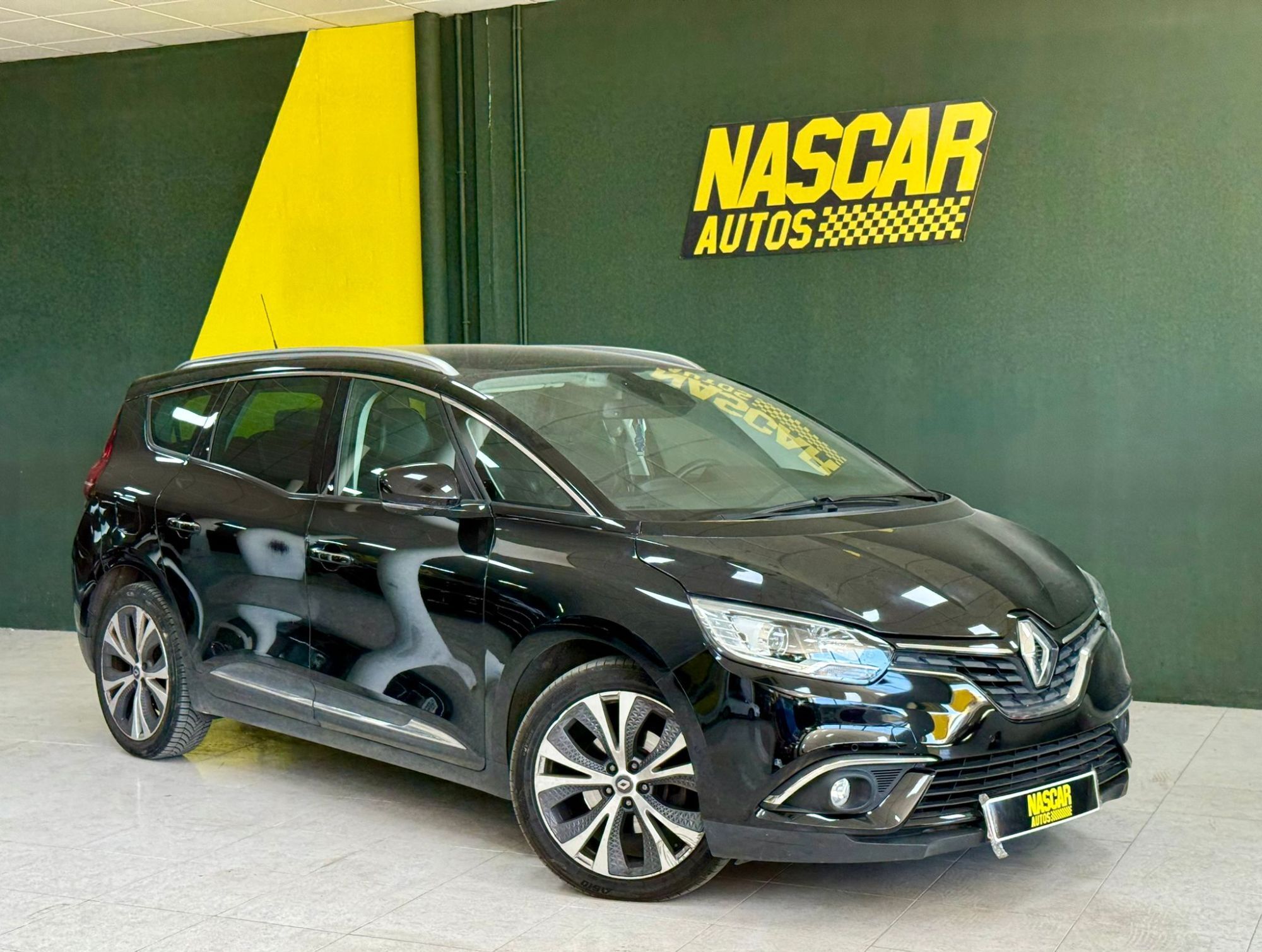 RENAULT Scenic (Grand Scénic dCi Limited Blue 88kW) en Valencia