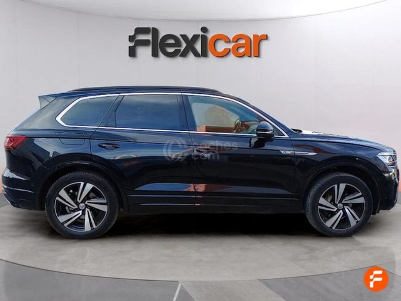 Foto del VOLKSWAGEN Touareg 3.0TDI V6 R-Line Tiptronic 4Motion 210kW