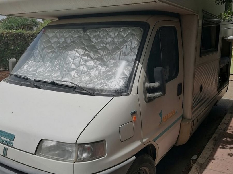Foto del FIAT Ducato Furgón TD Largo
