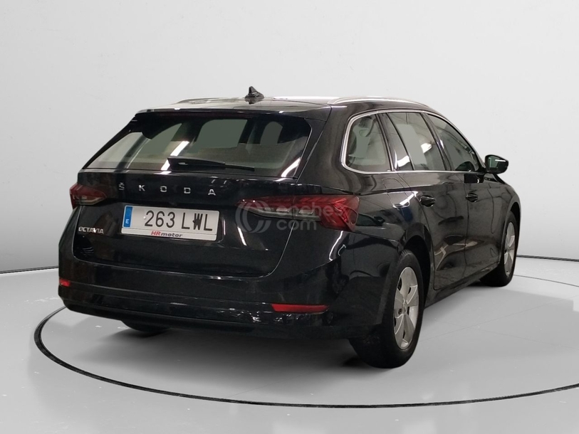 Foto del SKODA Octavia 2.0TDI Ambition DSG 110kW