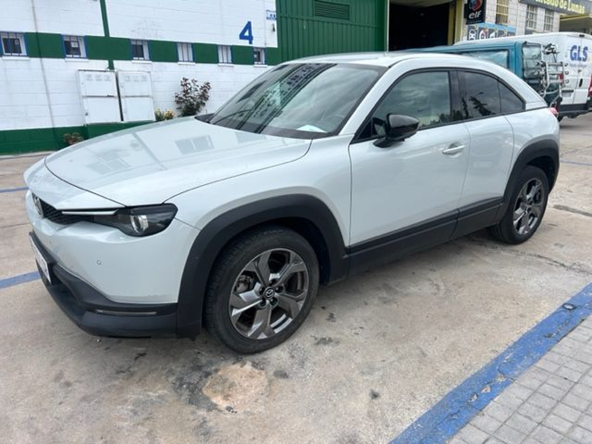 Imagen de MAZDA MX-30