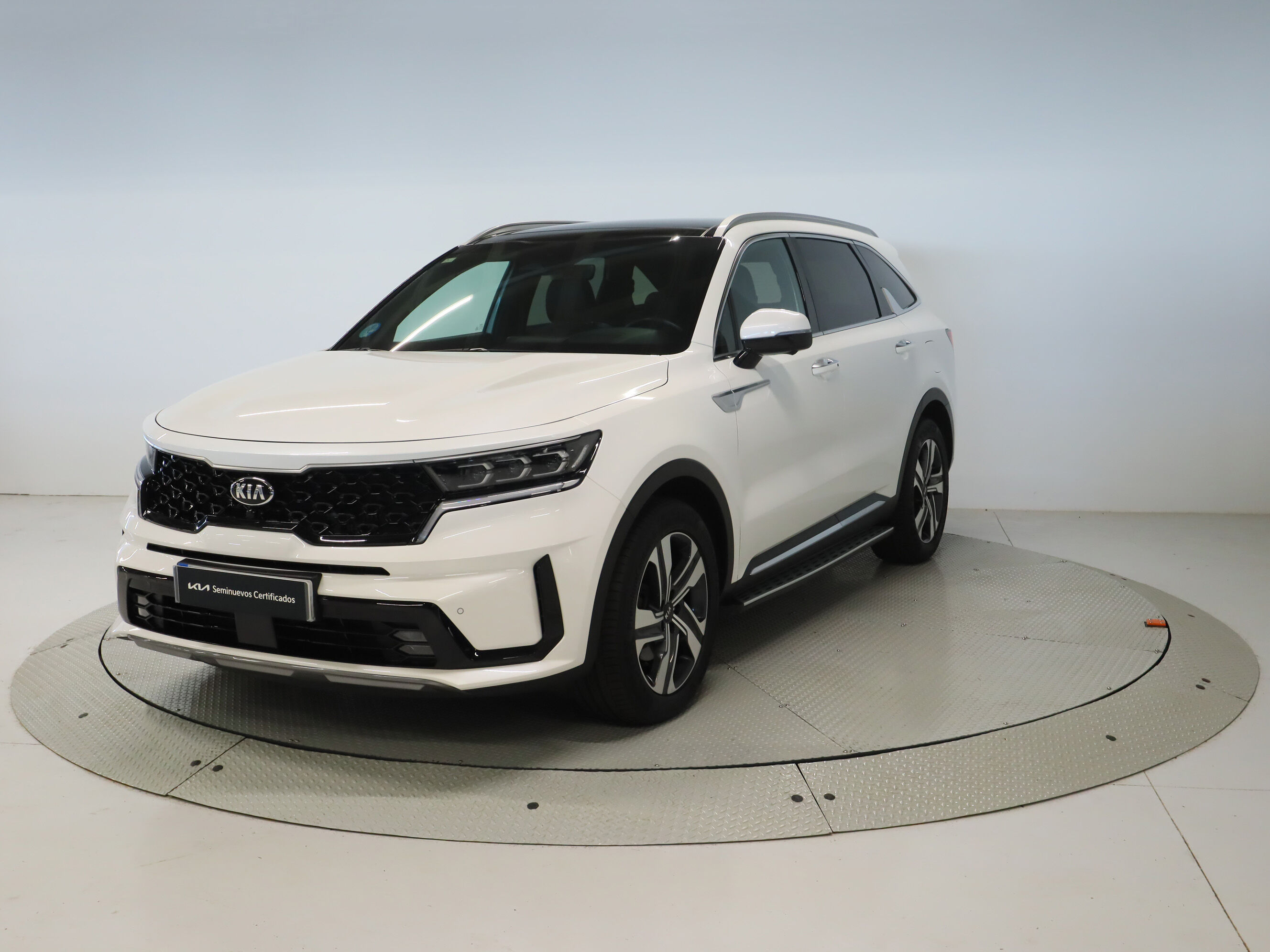 KIA Sorento (1.6 T-GDI HEV EMOTION P. LUXURY DCT 2WD 230 5P 7 Plazas) en Ba