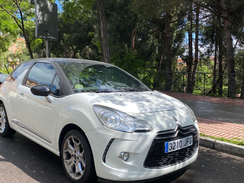 Foto del DS DS3 DS 3 1.6e-HDI Style 90
