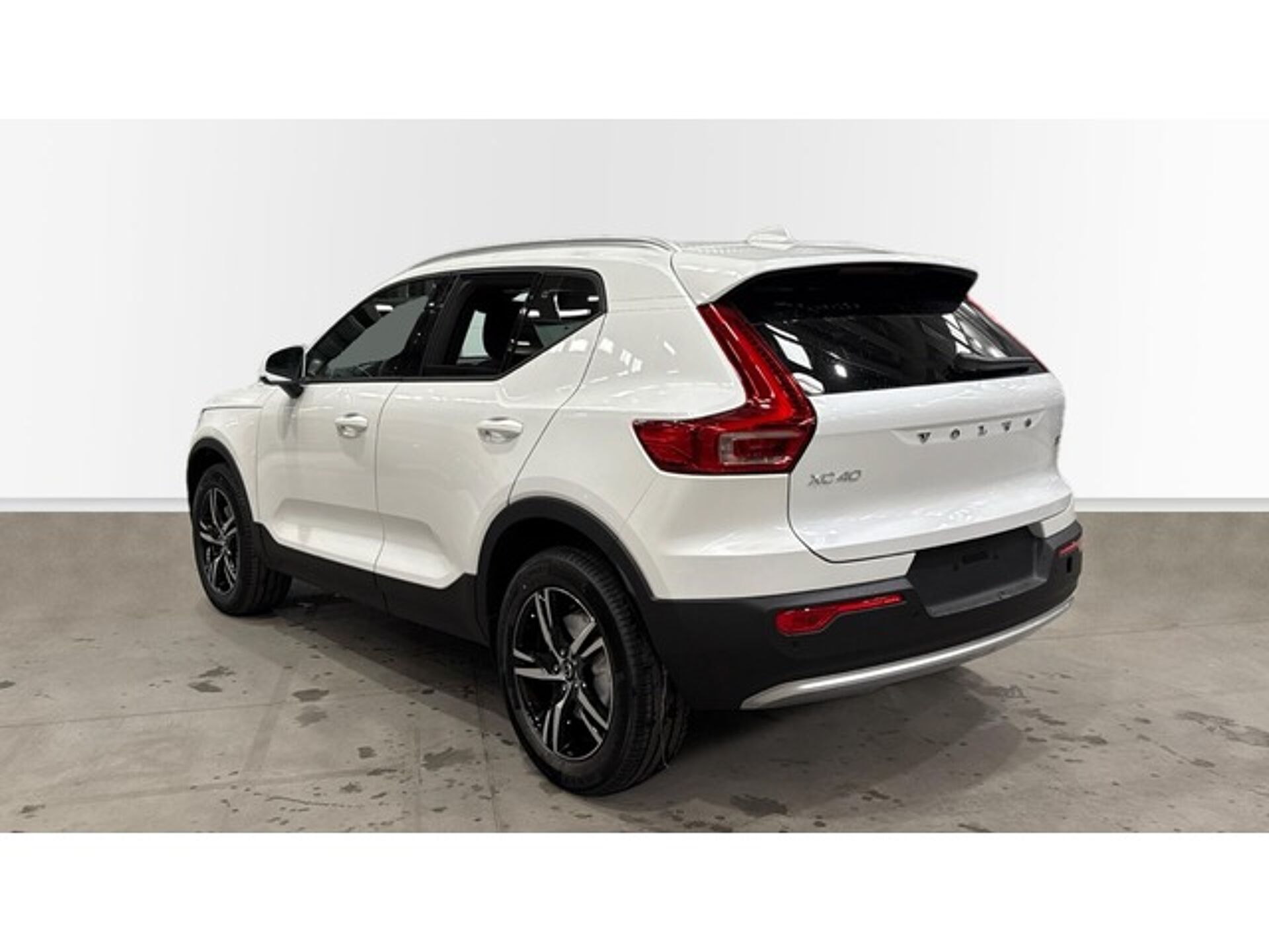 Imagen 2 de VOLVO XC40