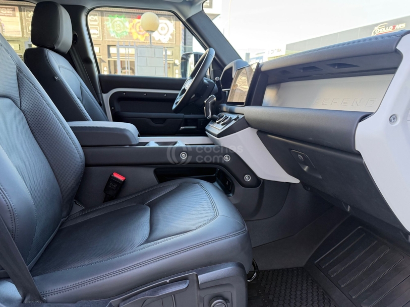 Foto del LAND ROVER Defender 110 3.0D l6 MHEV S AWD Aut. 250