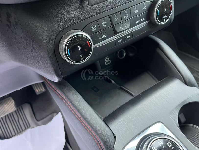 Foto del FORD Kuga 2.5 Duratec PHEV ST-Line 4x2