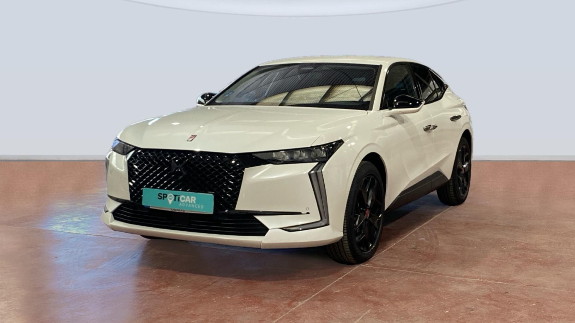 DS DS4 (PureTech 225 Performance Line + 165 kW (225 CV)) en Girona
