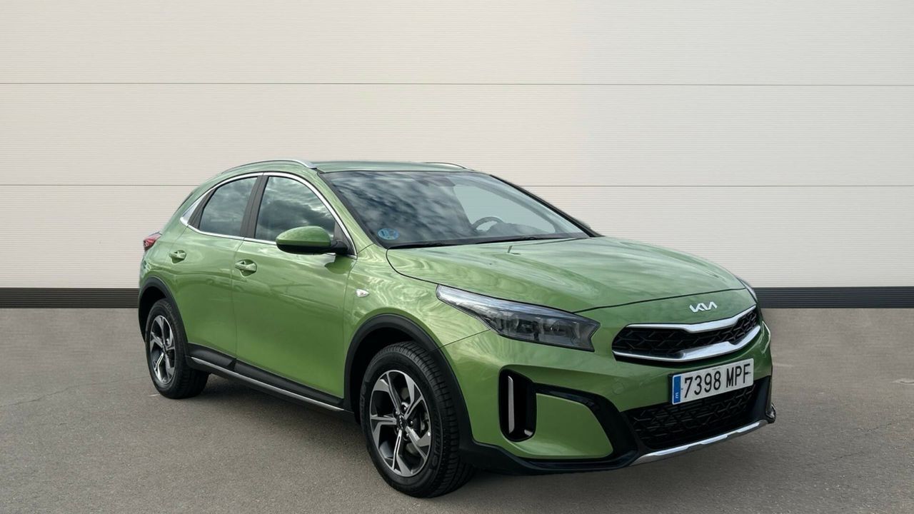 KIA XCeed (1.6 MHEV 100KW DRIVE 136 5P) en Madrid