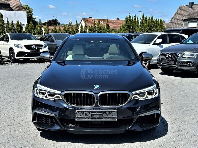 Foto del BMW Serie 5 M550iA xDrive