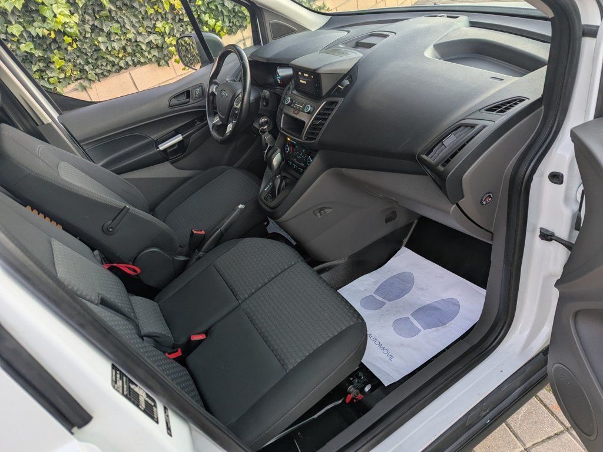 Imagen de FORD Connect Comercial