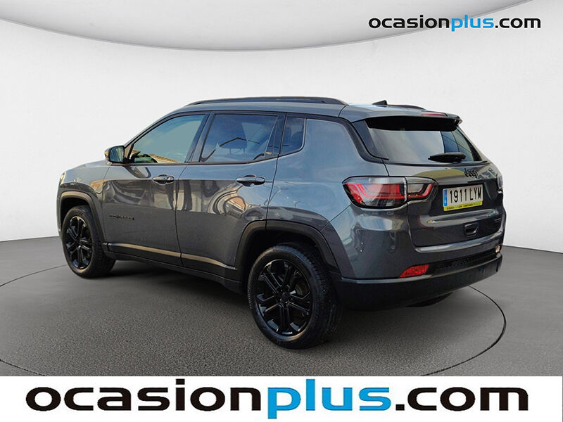 Foto del JEEP Compass 1.3 Gse T4 Night Eagle 4x2 130