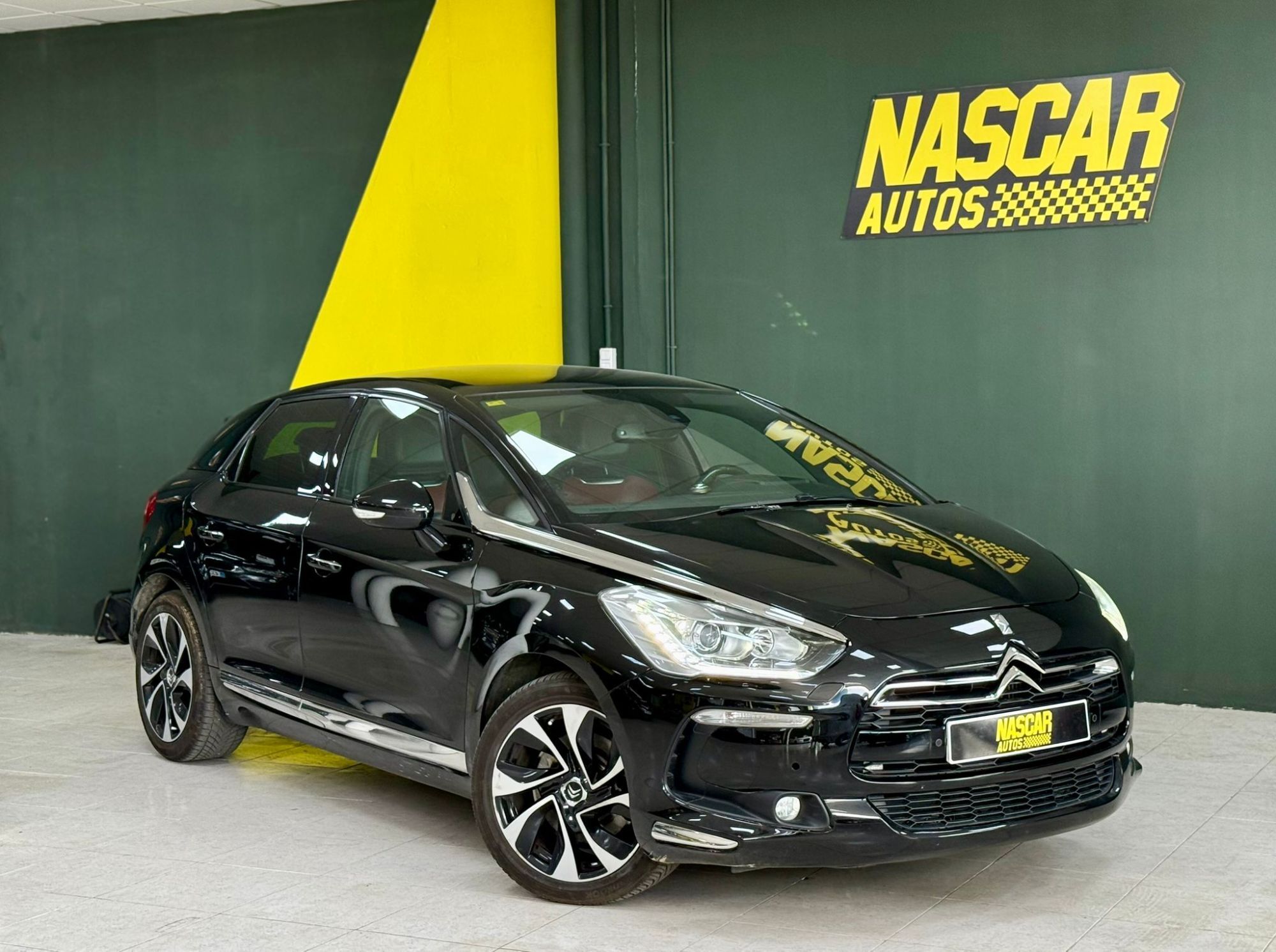 DS DS5 (DS 5 2.0BlueHDi Design EAT6 180) en Valencia