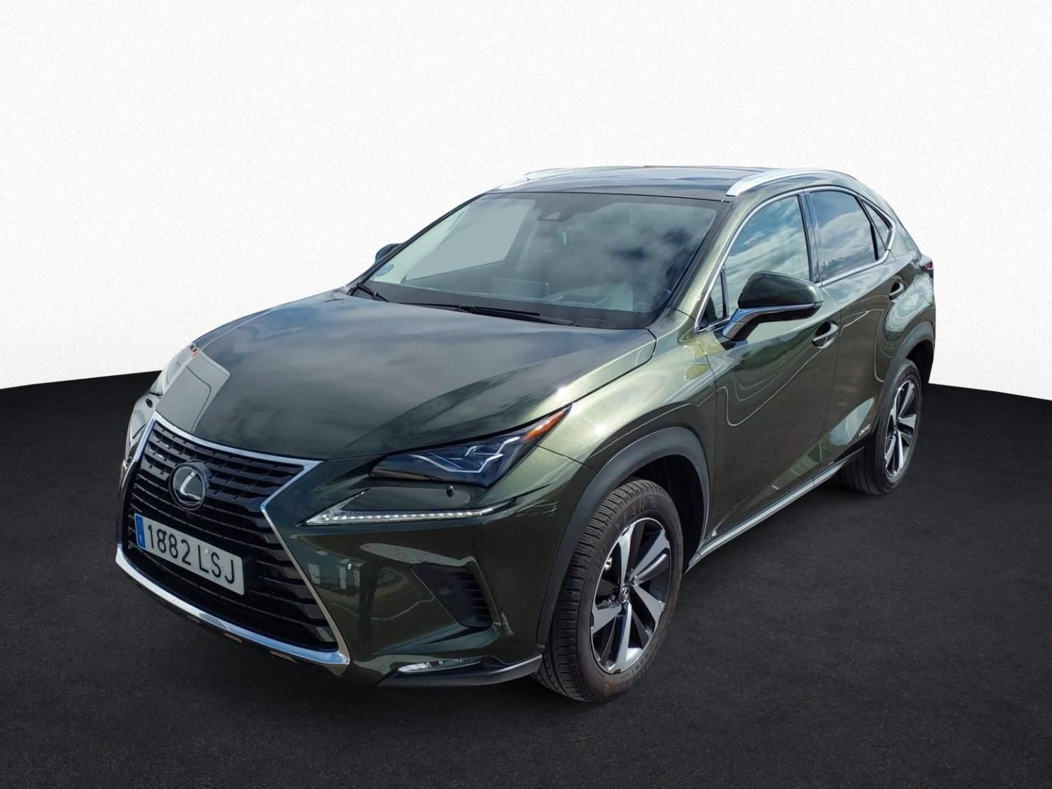 LEXUS NX (300h Luxury 4WD 145 kW (197 CV)) en Madrid