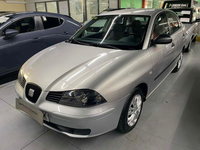 SEAT Córdoba (1.4i Stella 55 kW (75 CV)) en Barcelona