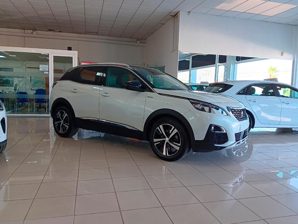 PEUGEOT 3008 SUV (1.5 BLUEHDI 96KW GT LINE S&S 5P) en Badajoz