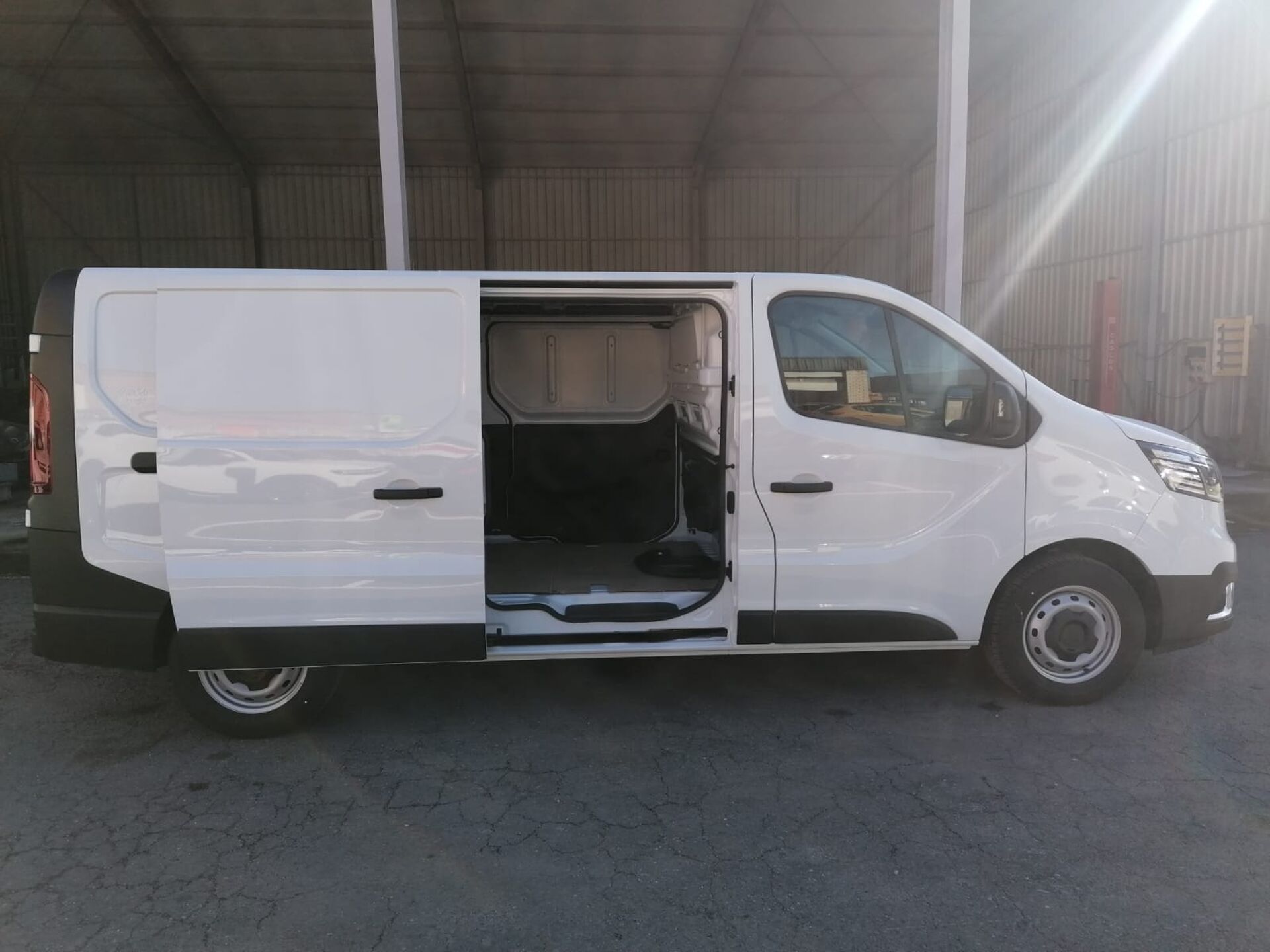 Imagen 2 de RENAULT Trafic