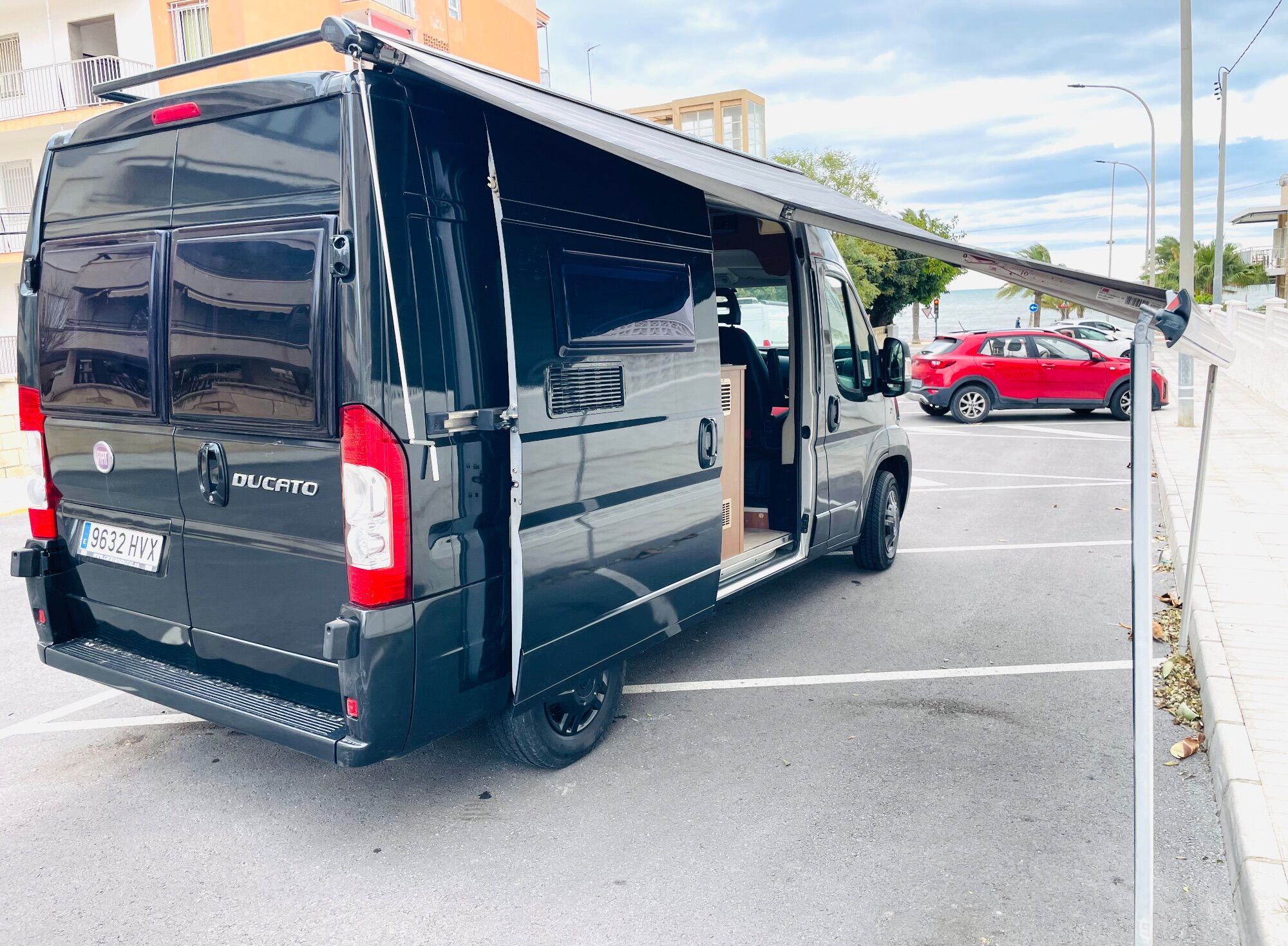 Foto del FIAT Ducato Combi Maxi35 2.3Mjt M.T.A Sem. 130E5