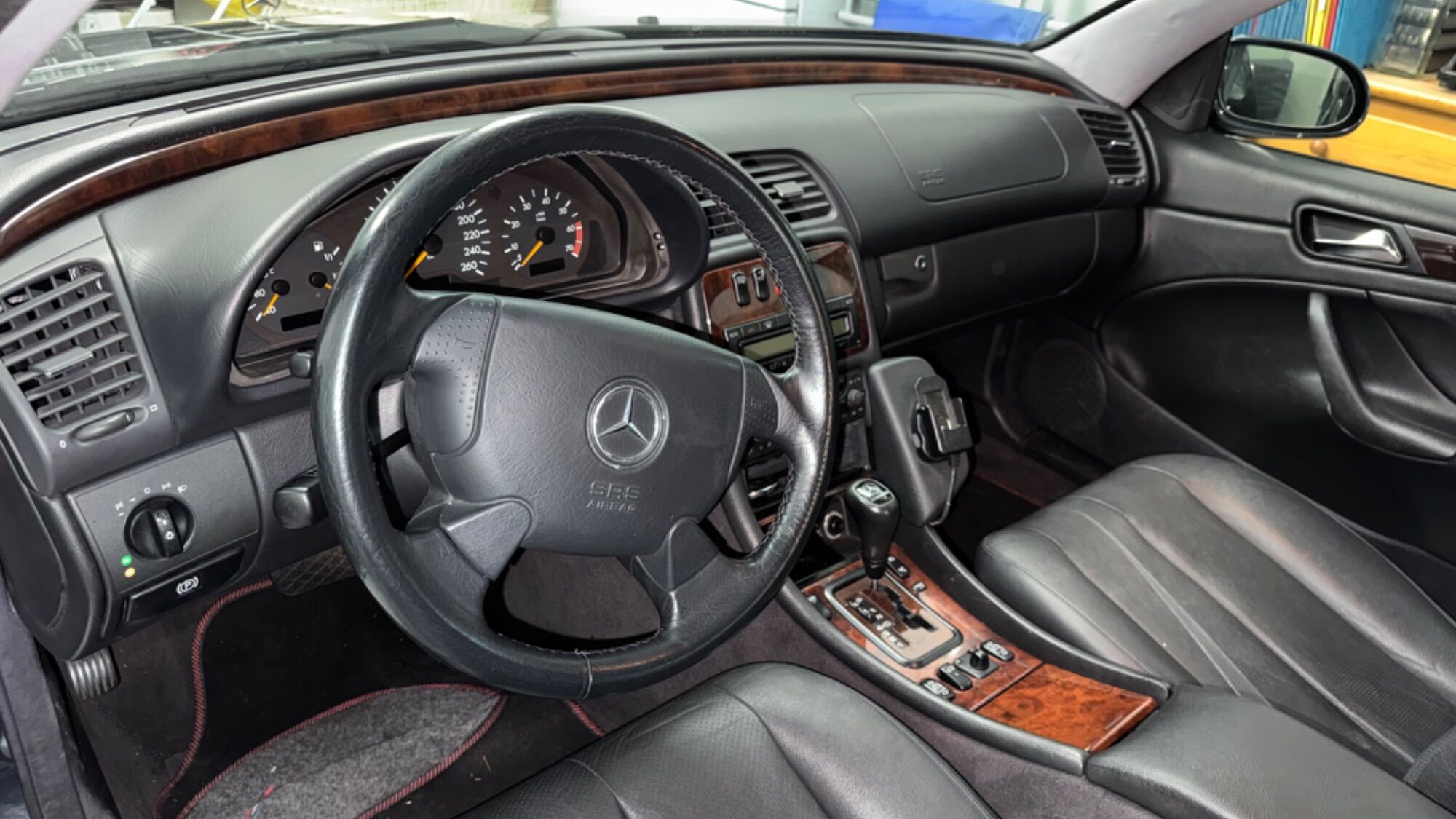 Foto del MERCEDES Clase CLK CLK 230 K Elegance