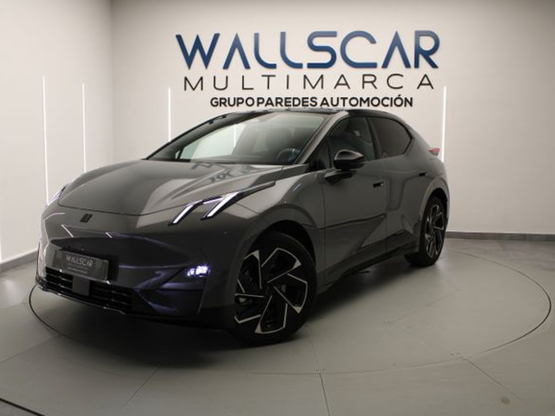 Imagen 2 de LYNK & CO 02