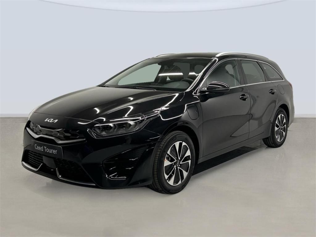 KIA Ceed (1.6 GDi PHEV eDrive 104 kW (141 CV)) en Barcelona