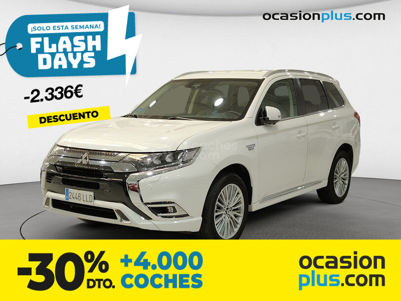 Foto del MITSUBISHI Outlander PHEV Kaiteki 4WD