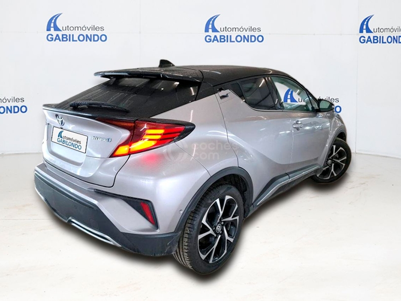 Foto del TOYOTA C-HR 180H Advance