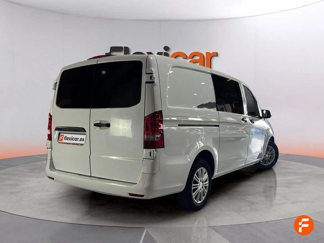 Foto del MERCEDES Vito Furgón 111CDI Larga