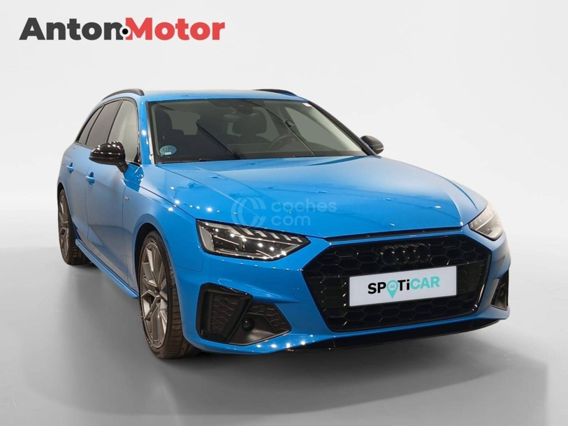 Foto del AUDI A4 Avant 35 TDI Black line S tronic 120kW