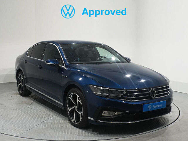 VOLKSWAGEN Passat (R-Line 2.0 TDI 110 kW (150 CV) DSG) en León
