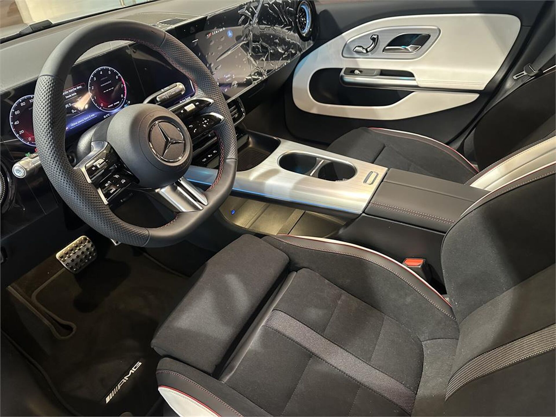 Imagen 3 de MERCEDES Clase CLA