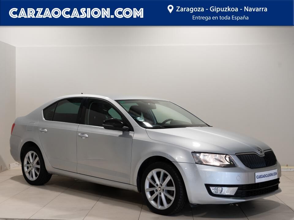 SKODA Octavia (1.6 TDI CR 81KW (110cv) DSG CR Ambition) en Zaragoza